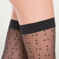 Bas Autofixant 20 Deniers Wolford Romance -Vêtements Soldes bas wolford romance noir 3