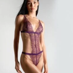 Body String Maison Close Villa Satine