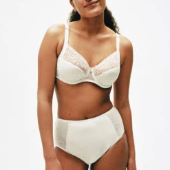 Culotte Haute Chantelle Every Curve -Vêtements Soldes culotte chantelle every curve blanc casse 4