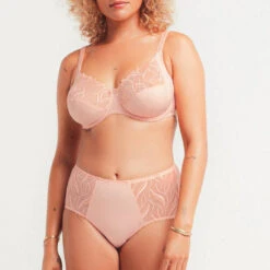 Culotte Haute Louisa Bracq Julia 9 Culotte Haute Louisa Bracq Julia -Vêtements Soldes culotte louisa bracq julia rose poudre 4