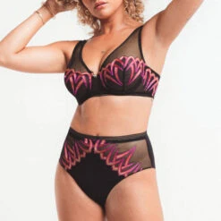 Culotte Haute Louisa Bracq Virtual Sunset -Vêtements Soldes culotte louisa bracq virtual sunset noir fuchsia 3