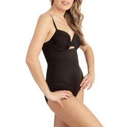 Culotte Taille Extra Haute Miraclesuit Comfy Curves 7 Culotte Taille Extra Haute Miraclesuit Comfy Curves -Vêtements Soldes culotte miraclesuit comfy curves noir 3