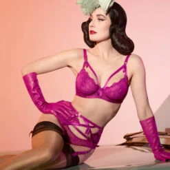 Porte-jarretelles En Dentelle Dita Von Teese Madame X -Vêtements Soldes porte jarretelles dita von teese madame x magenta 4