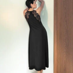 Robe Oscalito Chantilly