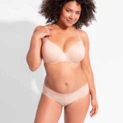 Shorty Chantelle Essentiall -Vêtements Soldes shorty chantelle essentiall nude 3