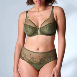 Simone Perele Shorty Simone Pérèle Délice 7 Simone Perele Shorty Simone Pérèle Délice -Vêtements Soldes shorty simone perele delice kaki 3