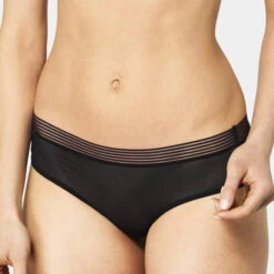 Shorty Triumph Infinite Sensation -Vêtements Soldes shorty triumph infinite sensation noir 2