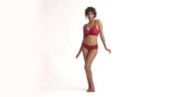 Shorty En Dentelle Triumph Mirage Spotlight -Vêtements Soldes shorty triumph mirage spotlight rouge cerise 2