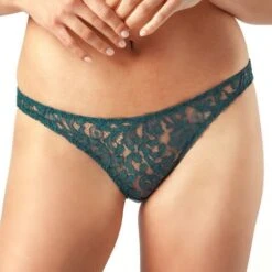 Slip Ouvrable En Dentelle Coco De Mer Titania