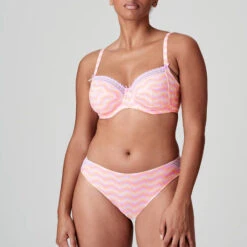 Slip Brésilien PrimaDonna Twist Goleta -Vêtements Soldes slip femme primadonna twist goleta violet rose 4