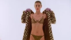 String En Dentelle Chantelle X Spark 8 String En Dentelle Chantelle X Spark -Vêtements Soldes string chantelle x spark kaki 2