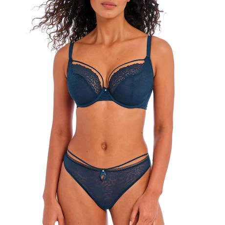 String En Dentelle Freya Catwalk 5 String En Dentelle Freya Catwalk – Image 5