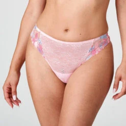 String PrimaDonna Mohala