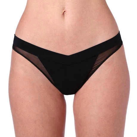 String Ritratti Milano Naomi 1 String Ritratti Milano Naomi