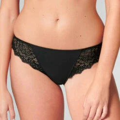 Simone Perele Tanga Simone Pérèle Caresse